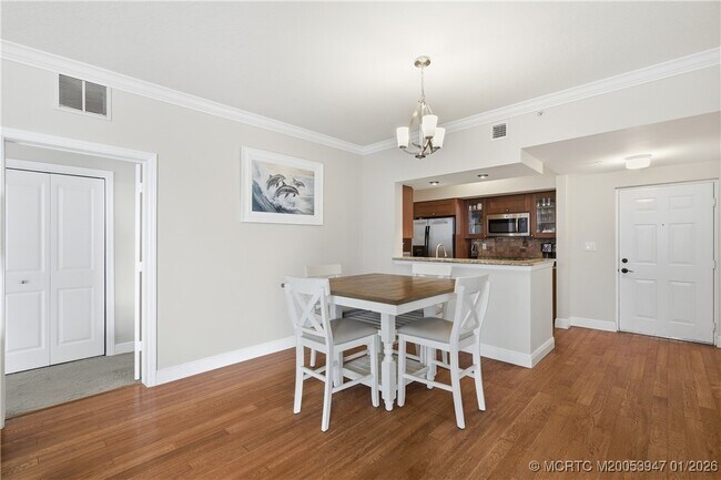 Photo - 975 NW Flagler Ave Unit 307