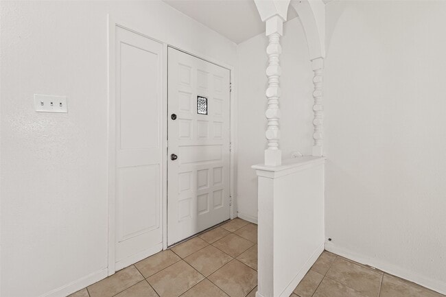 Photo - 9302 Eblen Dr