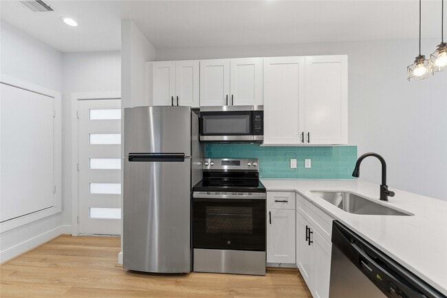 Photo - 5420 Elysian St Unit D