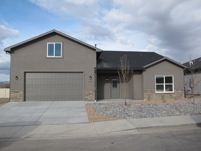 Building Photo - Pending Application!