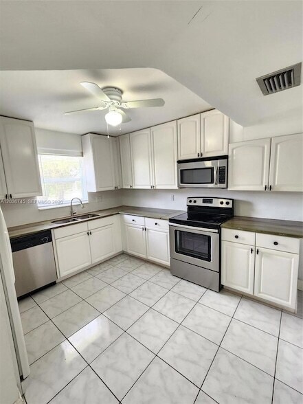 Photo - 7966 SW 7th Ct
