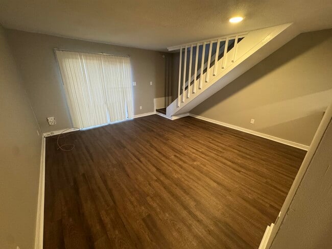 Photo - 3280 Nekoma Ln
