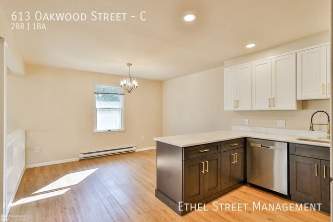 613 Oakwood St Unit C