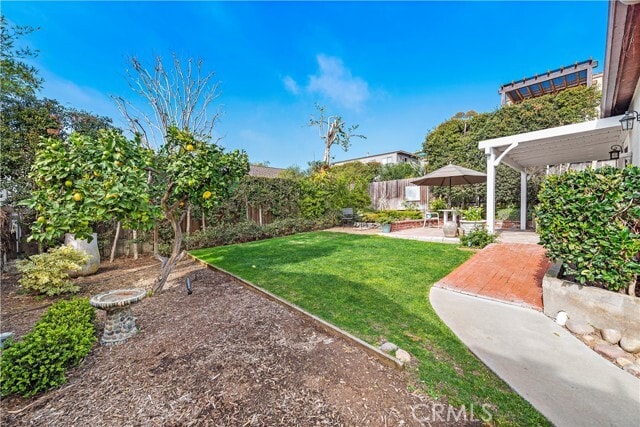 340 Moss St Unidad back