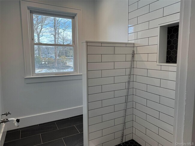 Photo - 129 Washington Ave Unidad 1 Side