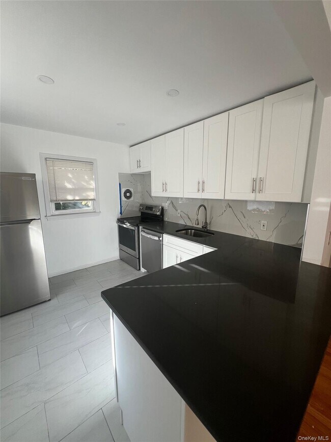 Photo - 47 Washington Ave N