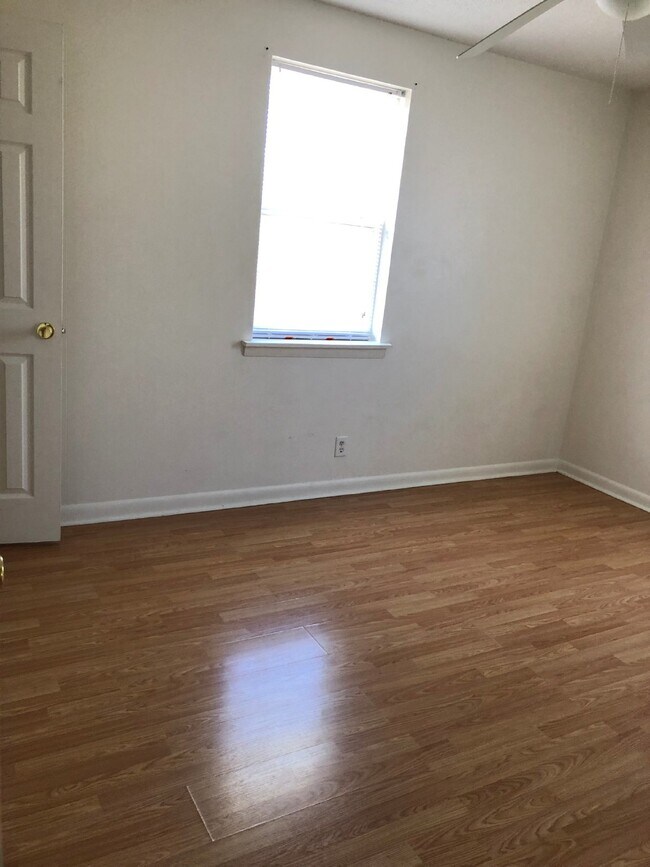 Photo - Apartment For Rent