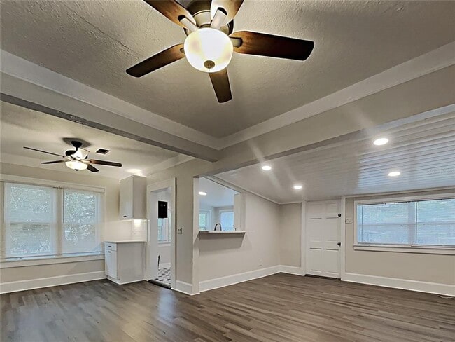 Photo - 3734 Burlington Ave N Unit 3