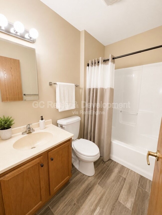 Photo - 57 E Hattendorf Ave Unit 301