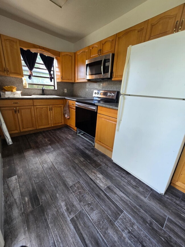 Photo - 1006 N J St