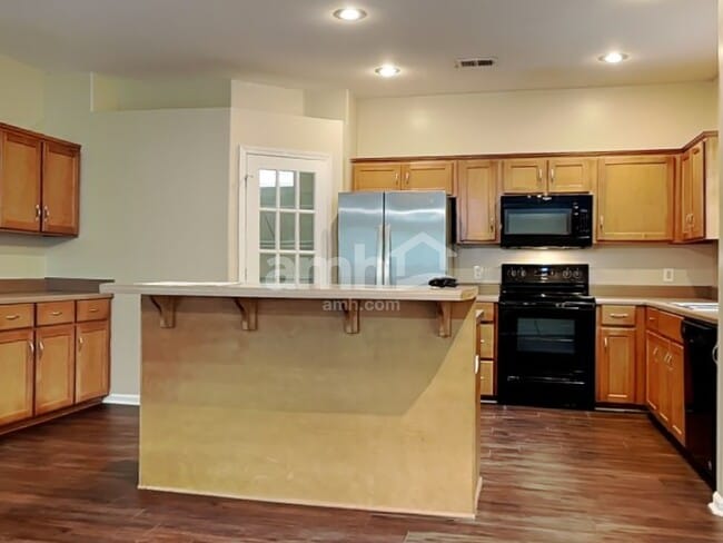 Photo - 137 Lake House Rd