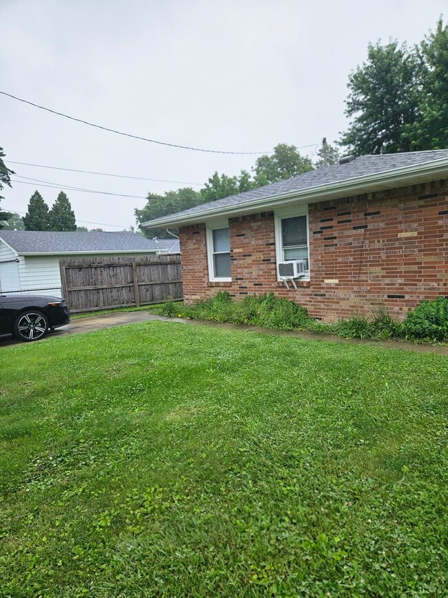 Photo - 914 Lennox St Unit 914 Lennox