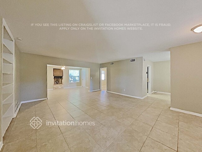 Photo - 12160 Croft Dr N