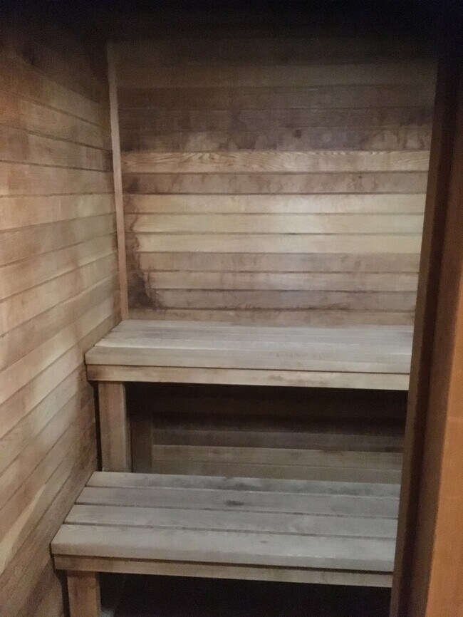 Sauna - StoneyBrook Apartments