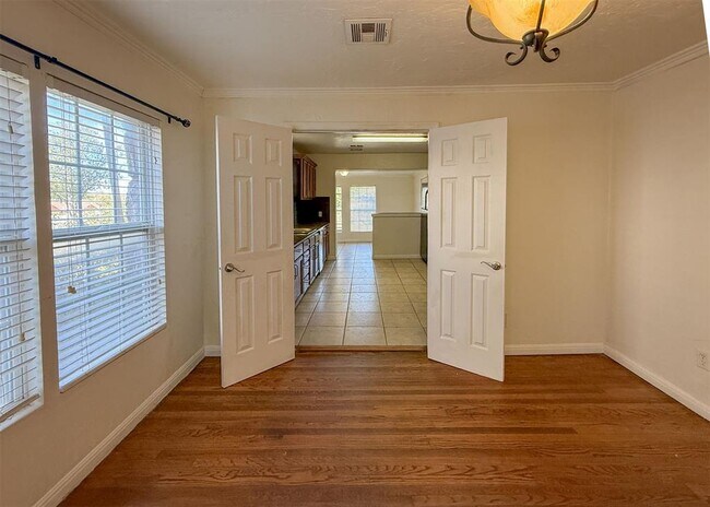 Photo - 2341 NW 37th St