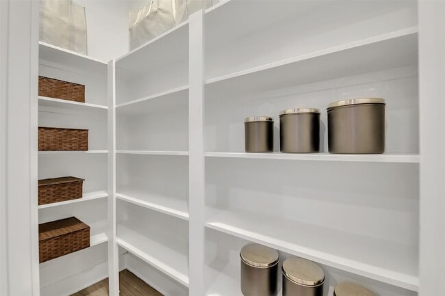 Photo - 21015 Bay Vlg Dr