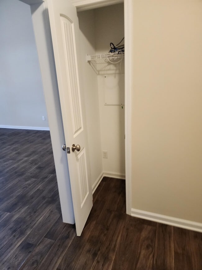 Photo - 4016 Pensacola Way