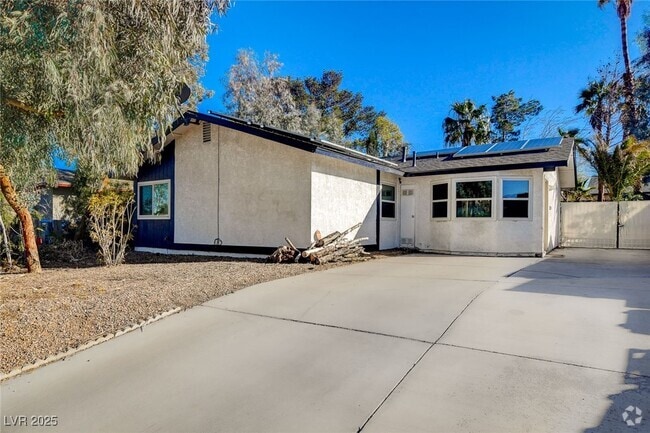Building Photo - 6223 W Foothill Blvd Rental