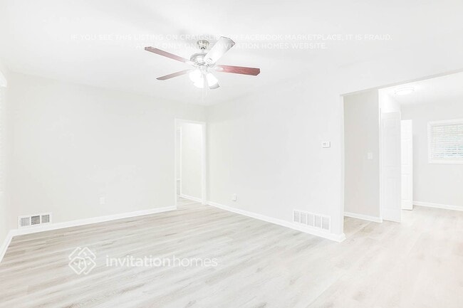 Photo - 2716 Lancaster Dr