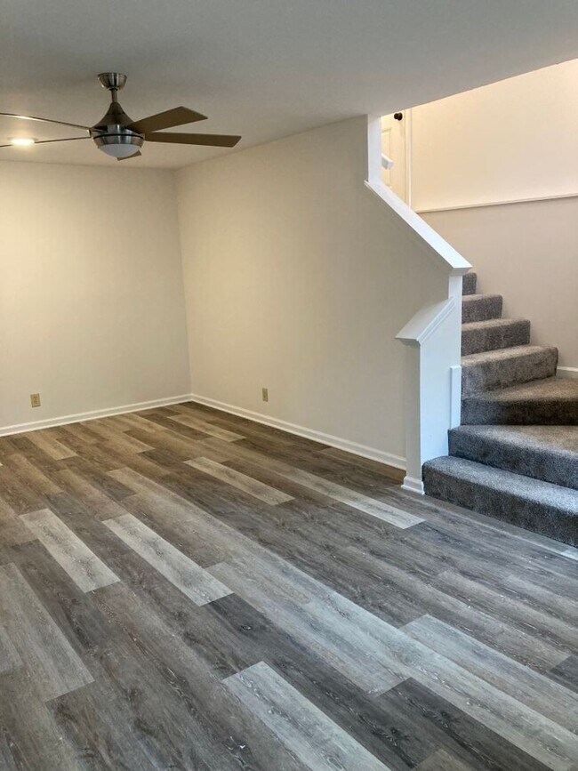 Photo - Newly renovated condo in Donelson