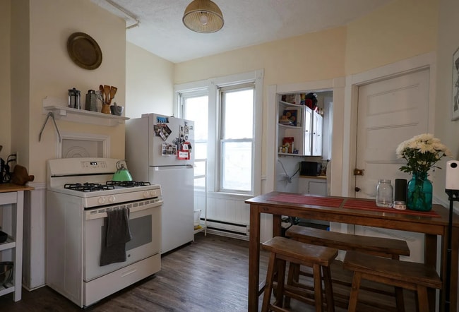 Photo - 38 Jefferson St Apartments Unit 3