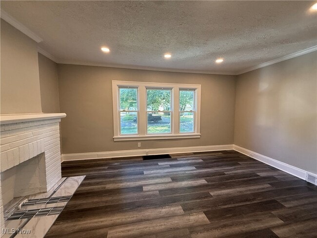 Photo - 1176 Winston Rd