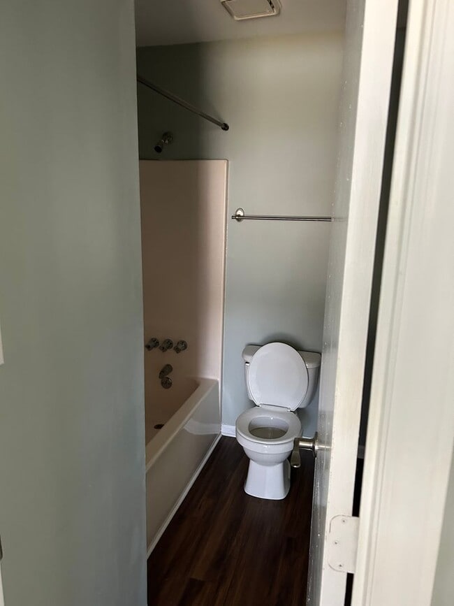 Photo - 2 bedroom, 2 bath Duplex