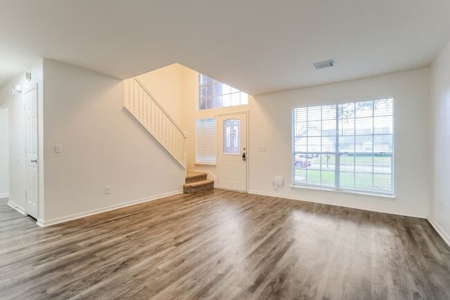 Photo - 18815 Jodywood Dr