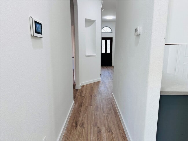 Photo - 25827 Rustica Dr