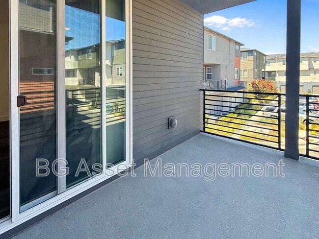 223 Bolt Ct
