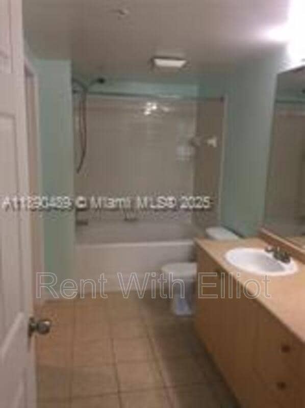 Photo - 2100 Van Buren St