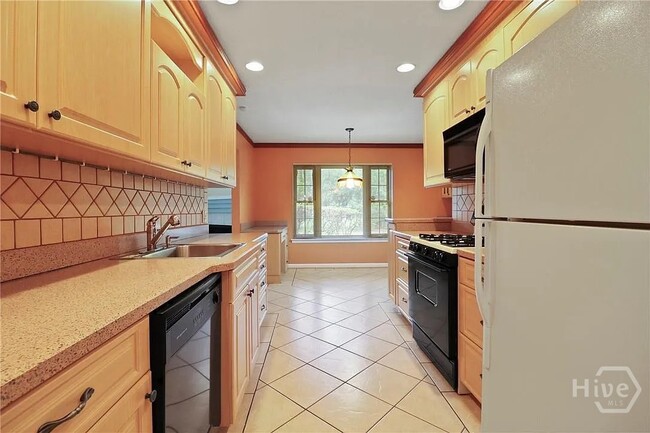 Photo - 10804 Dorchester Rd