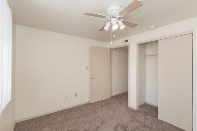 Summit Creek Apartments