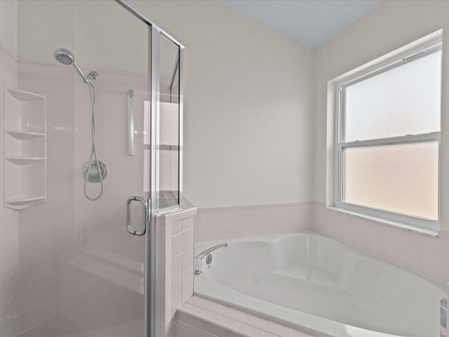 Photo - 226 Windward Way