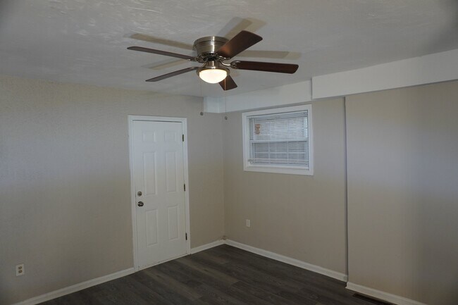 5549 Force Rd Unit A