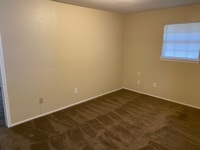 Photo - 112 County Rd 921