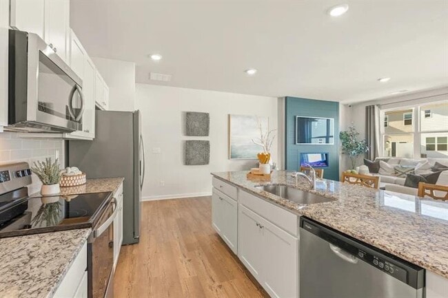 Photo - 5117 Sidney Sq Dr