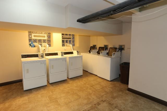 Photo - 4333 N Wolcott Ave Unidad 6C