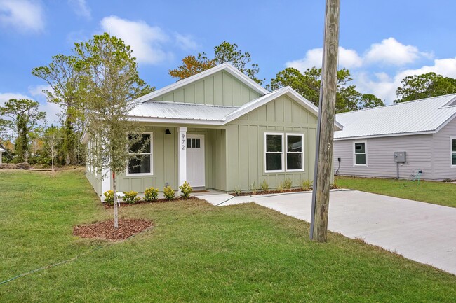 Building Photo - 972 W 9th St