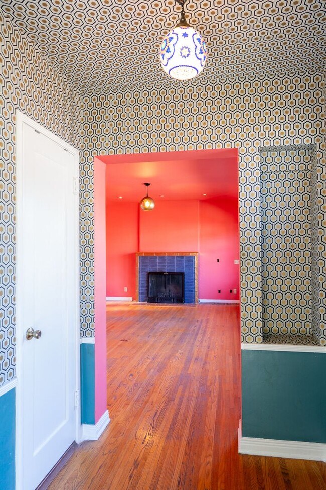 Photo - Vibrant 2b2b Franklin Hills / Los Feliz Home - Private Yard - Central HVAC