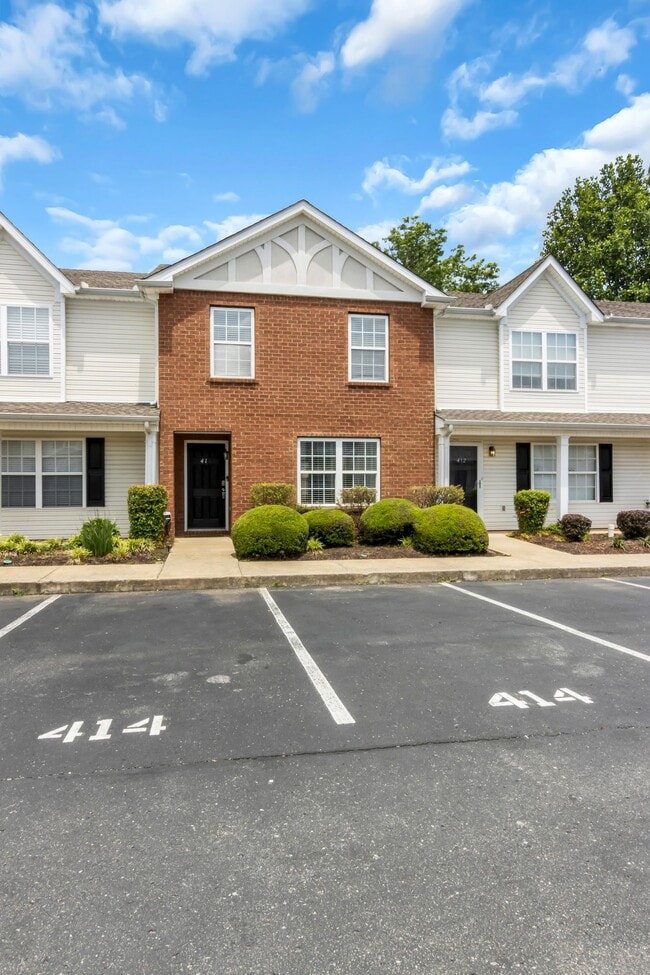 Photo - 414 Arapaho Dr