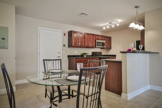 Photo - Longview Place Apartments - Two Bedroom Tw...