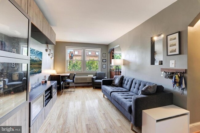 Photo - 1363 K St SE Unit 201