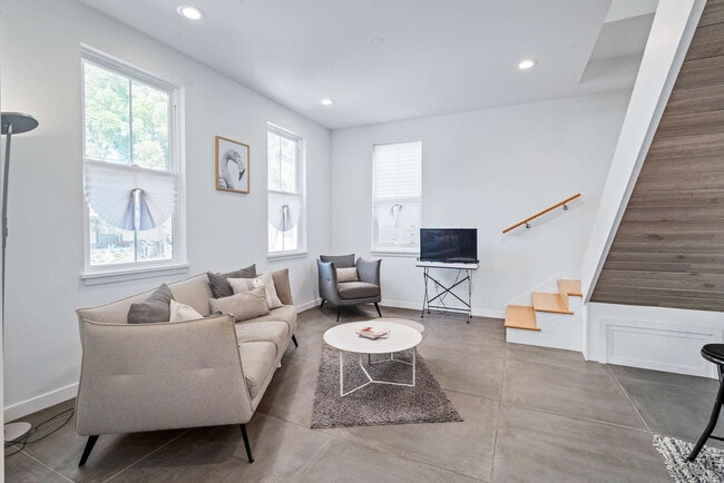 Building Photo - 123 Moore St Unit ID1281961P Rental