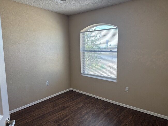 Photo - 9811 Socorro Rd