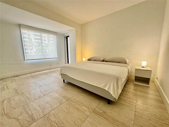 Photo - 201 Crandon Blvd Unit 324