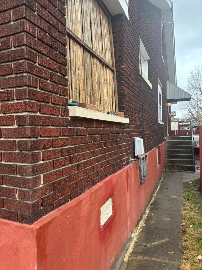 Photo - 554 Eastern Pky Unit #2