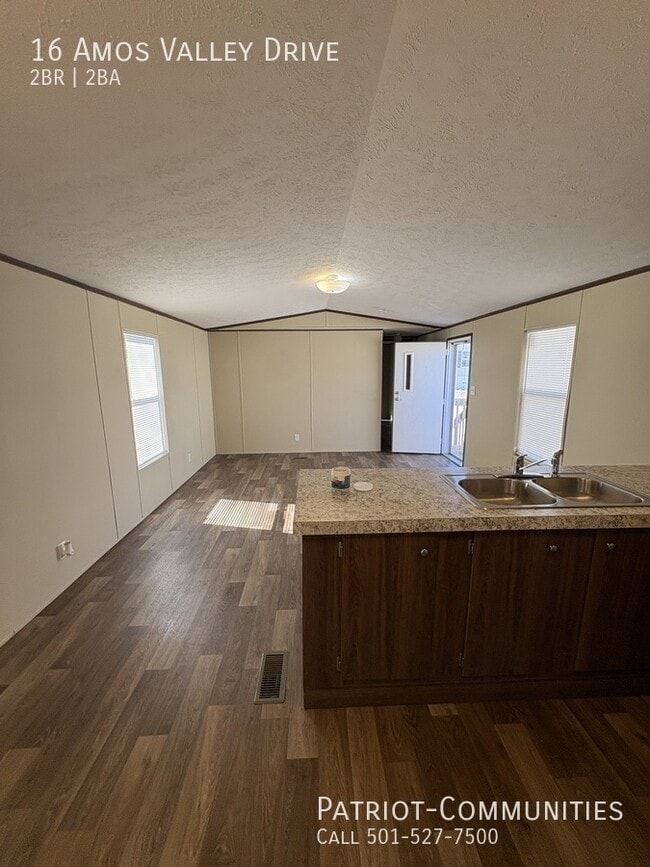 Photo - 16 Amos Valley Dr