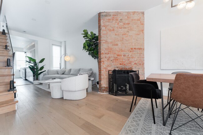 Photo - 286 Euclid Ave