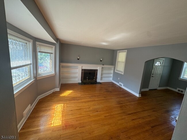 Photo - 351 Ogden St